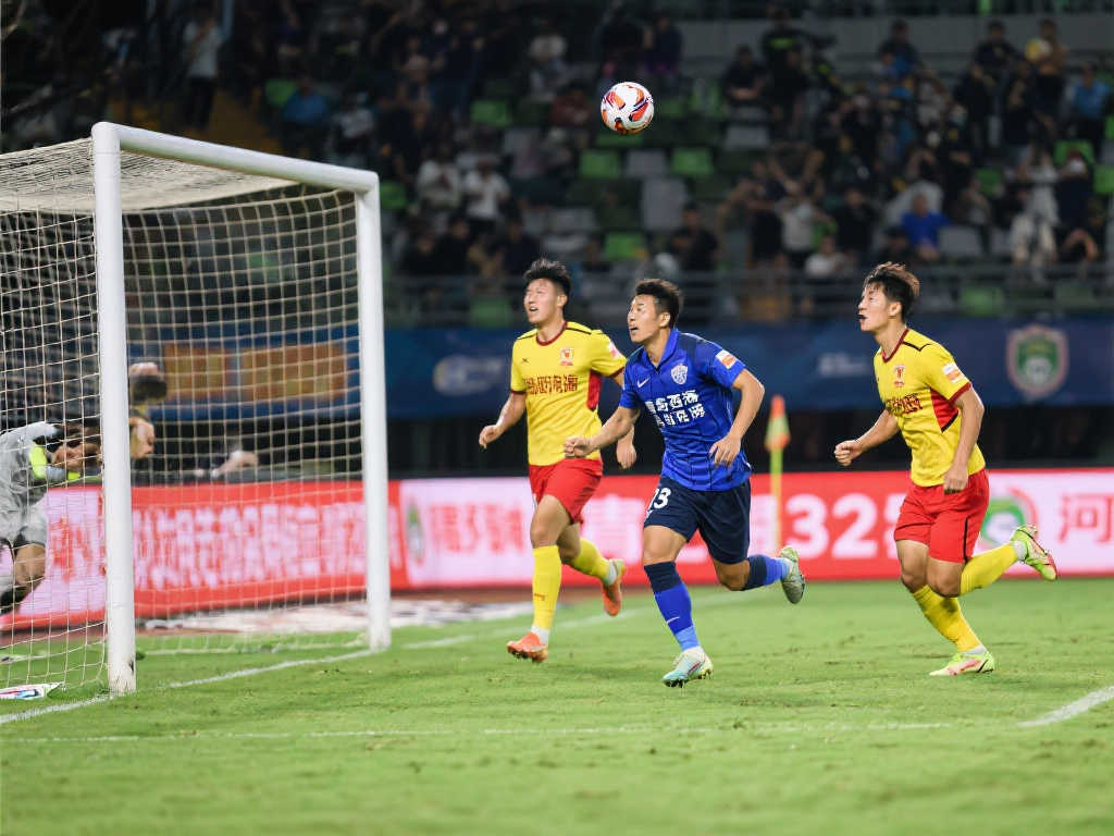 球的球迷而 球的球迷而